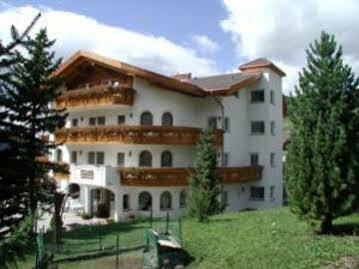 Hotel Dorfer Alpine&charming